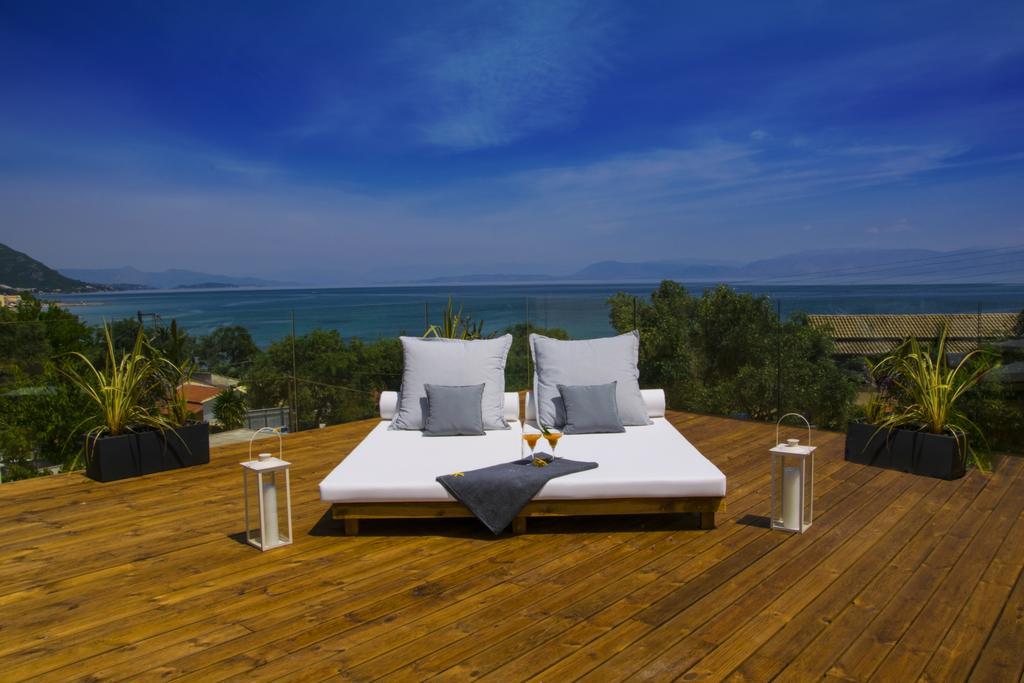 Ionian Eye Design Studios & Spa Месонґі Екстер'єр фото